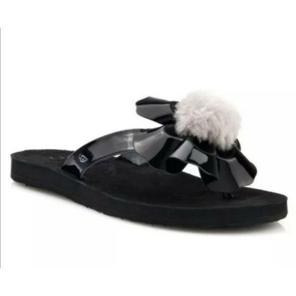 NEW UGG Women Poppy Black Patent Sheepskin Fur Pompom 3D Flower Flip Flop Dress - Picture 4 of 5